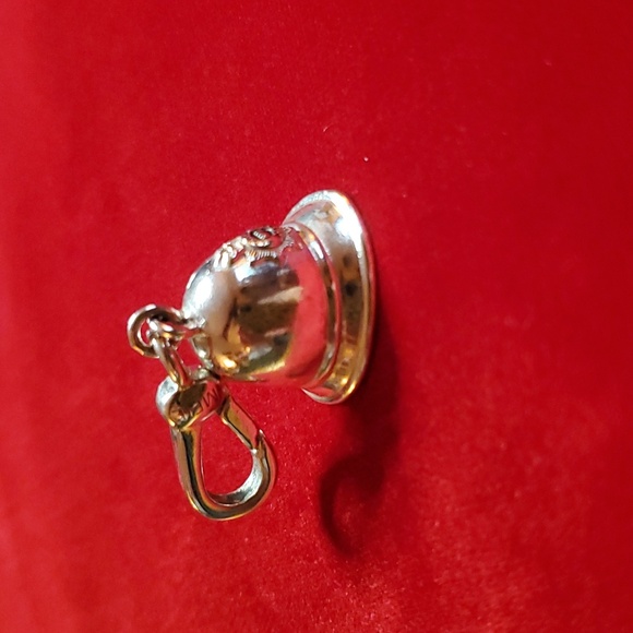 My Flat in London - Bobby Helmet - Charm - Brighton - MFIL - Picture 10 of 15